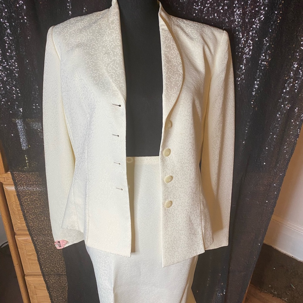 Suit